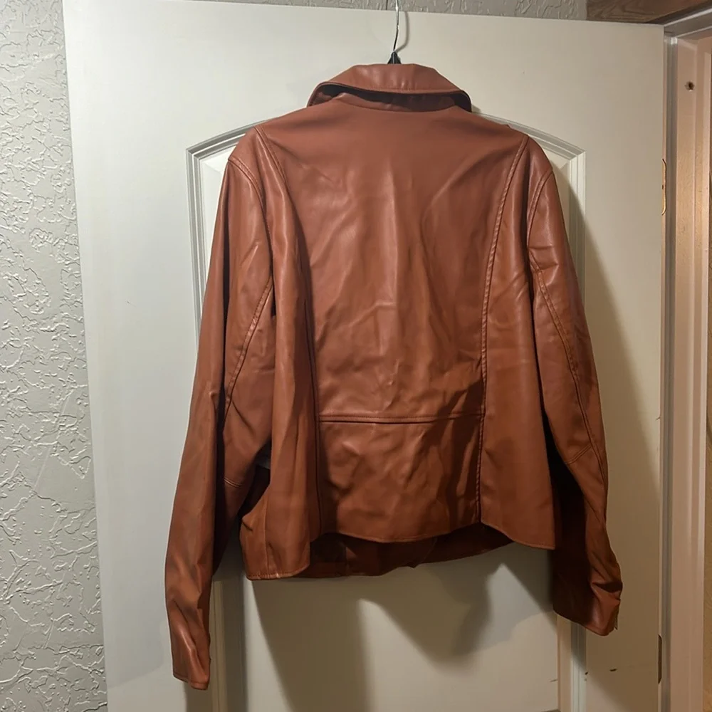 Caramel colored NINE WEST faux leather Moto jacket size 1X - Picture 2 of 7